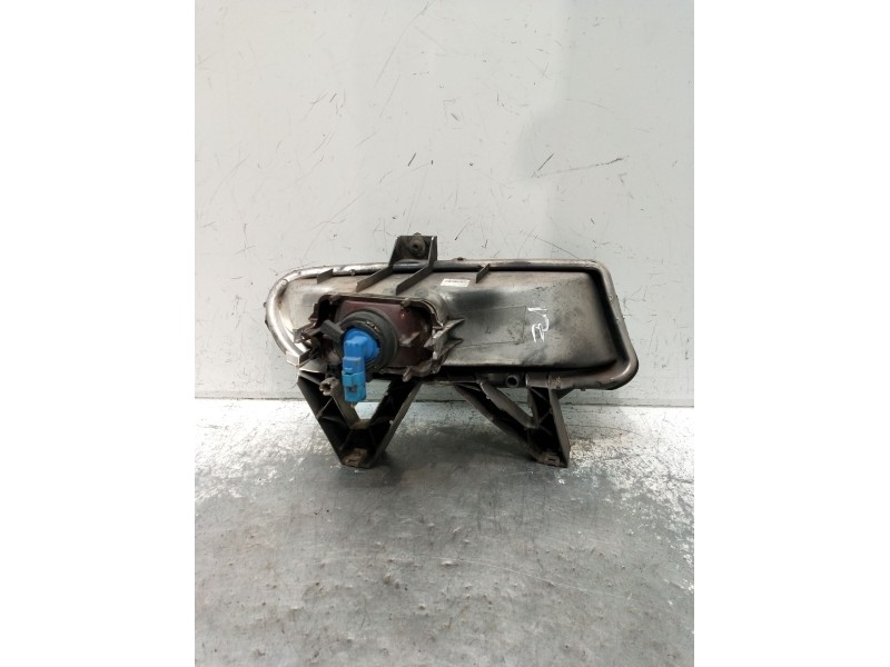 Recambio de faro antiniebla izquierdo para peugeot 406 (8b) 2.0 hdi 90 referencia OEM IAM 89200499  