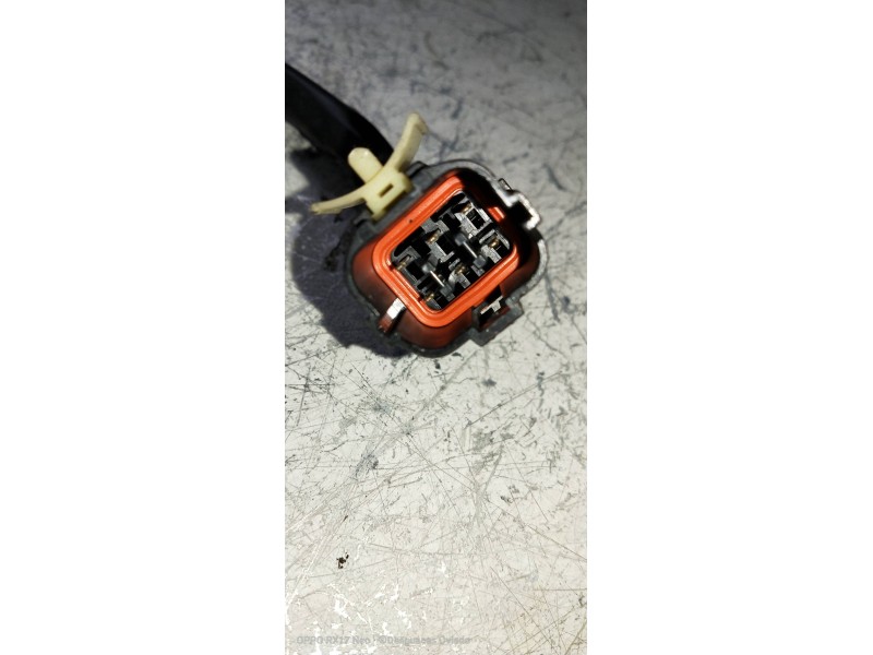 Recambio de motor cierre centralizado delantero izquierdo para kia sorento 2.5 crdi referencia OEM IAM   