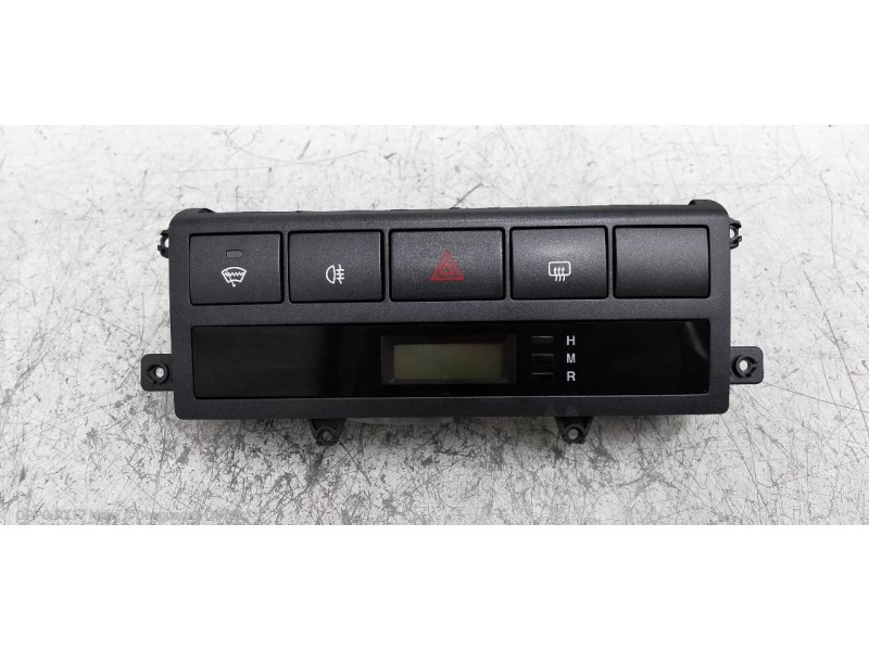 Recambio de pantalla multifuncion para kia sorento 2.5 crdi referencia OEM IAM 945003E500 25000001400K 