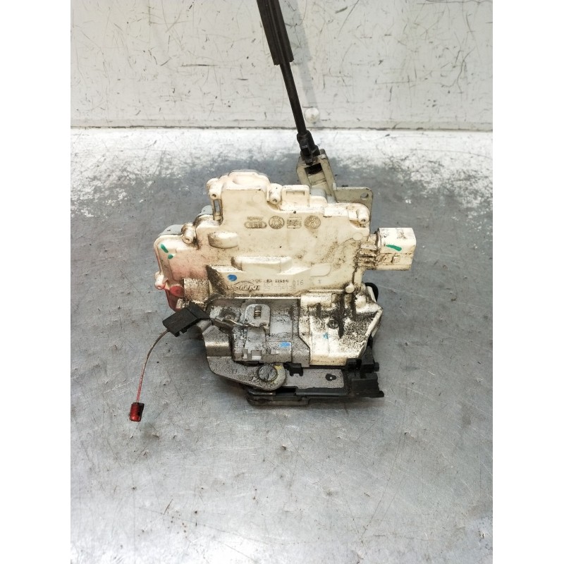 Recambio de motor cierre centralizado delantero derecho para seat leon (1p1) 1.9 tdi referencia OEM IAM 1F1837016 5P 