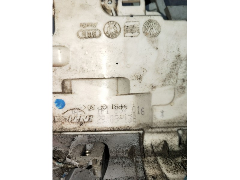 Recambio de motor cierre centralizado delantero derecho para seat leon (1p1) 1.9 tdi referencia OEM IAM 1F1837016 5P 