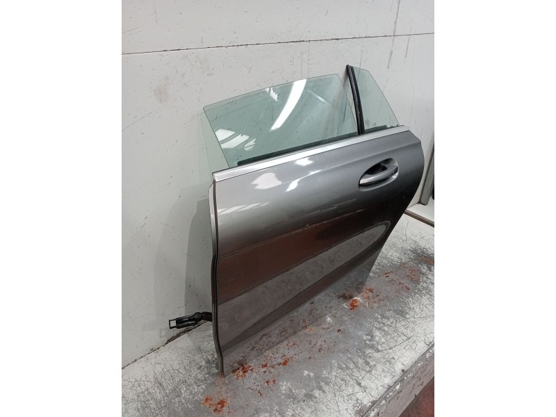 Recambio de puerta trasera izquierda para mercedes-benz cla shooting brake (x117) cla 200 cdi / d (117.908) referencia OEM IAM  