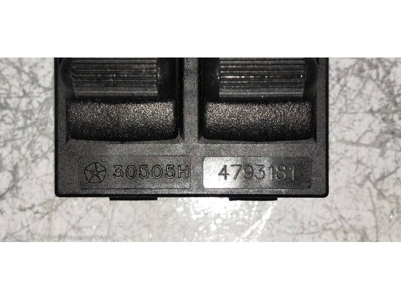Recambio de mando elevalunas delantero izquierdo para chrysler neon (pl) 2.0 le referencia OEM IAM 4793181  