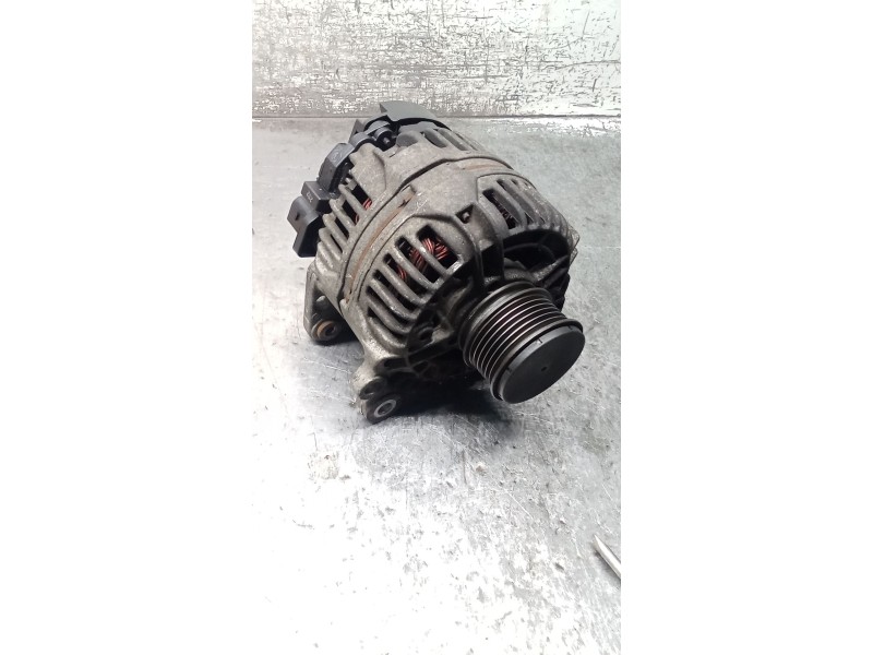 Recambio de alternador para seat ibiza ii (6k1) 1.9 sdi referencia OEM IAM 038903023L 0124325001 90A