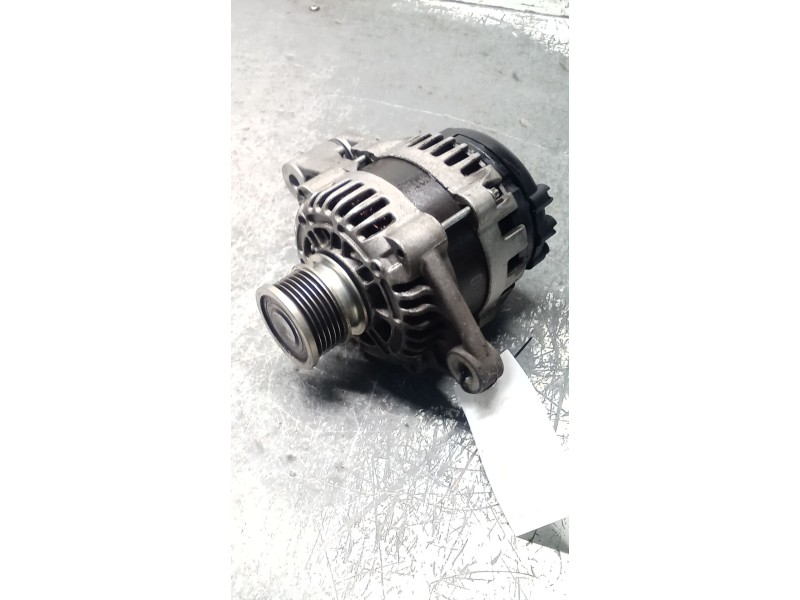 Recambio de alternador para opel insignia berlina cosmo referencia OEM IAM 13502583  100A
