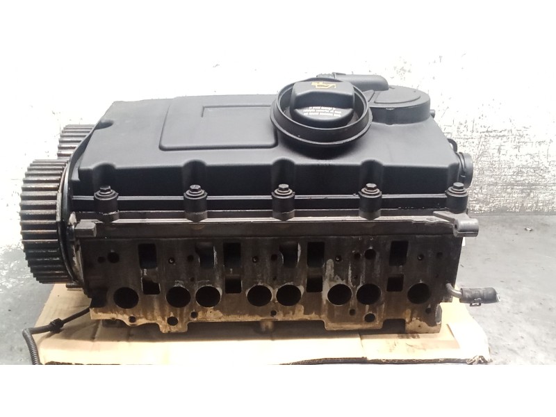 Recambio de culata para audi a3 (8p) 2.0 tdi ambiente referencia OEM IAM 03G103373 BKD 