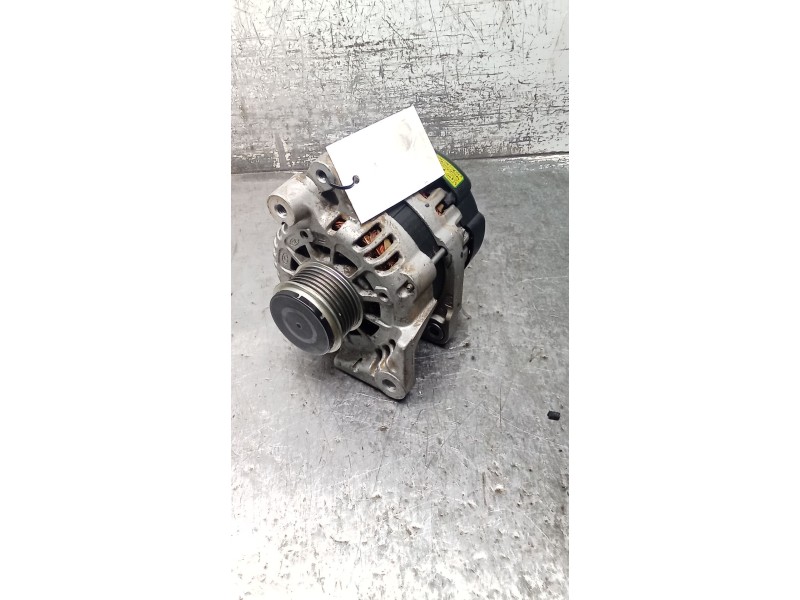 Recambio de alternador para kia stonic (yb) 1.0 t-gdi referencia OEM IAM 3730004950 8400383 130A
