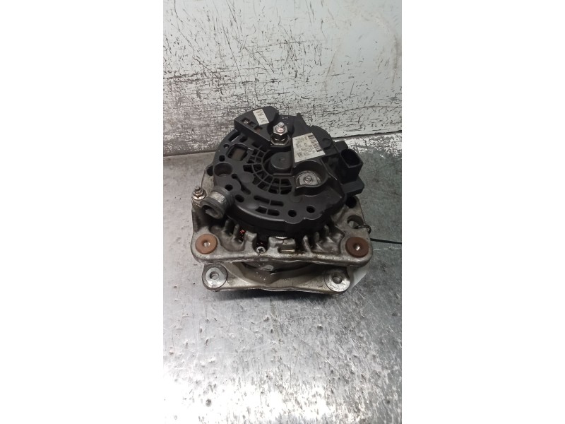 Recambio de alternador para seat ibiza iii (6l1) 1.9 tdi referencia OEM IAM 038903023L 0124325001 90A