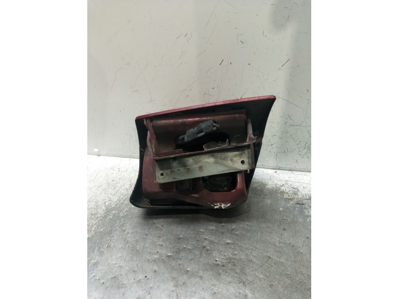 Recambio de faro derecho para ford probe 24v referencia OEM IAM   