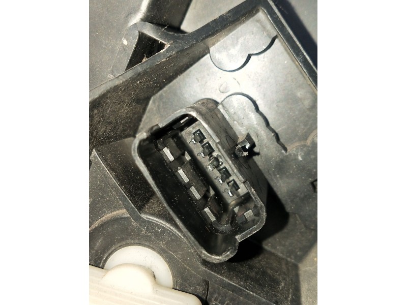 Recambio de piloto trasero derecho para renault megane ii (bm0/1_, cm0/1_) 1.5 dci (bm1e, cm1e) referencia OEM IAM 89038182  