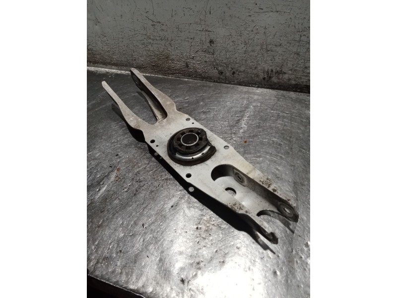 Recambio de brazo suspension inferior trasero izquierdo para mercedes-benz cla shooting brake (x117) cla 200 cdi / d (117.908) r