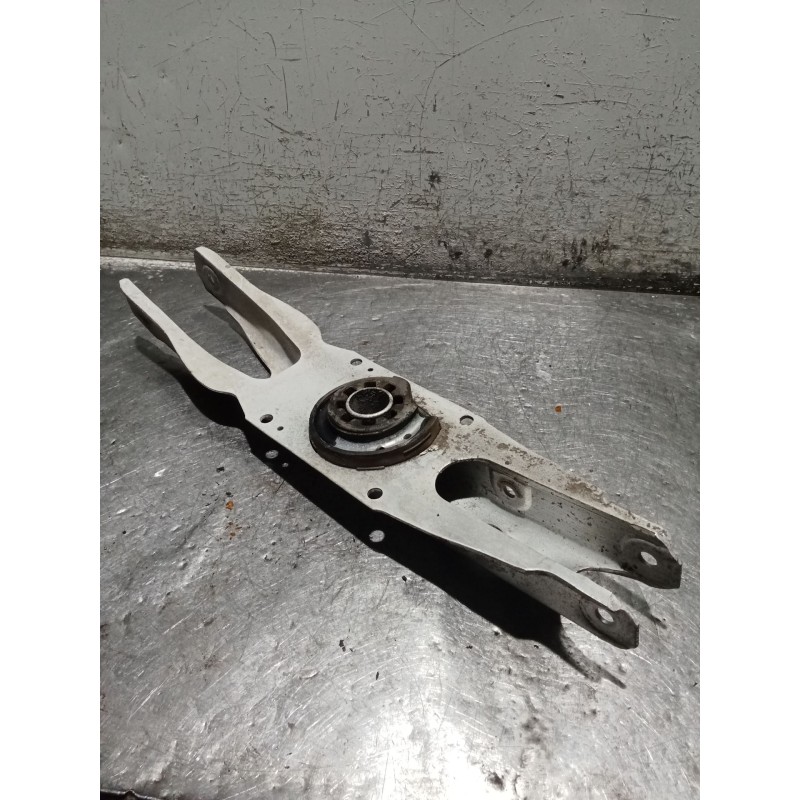 Recambio de brazo suspension inferior trasero derecho para mercedes-benz cla shooting brake (x117) cla 200 cdi / d (117.908) ref