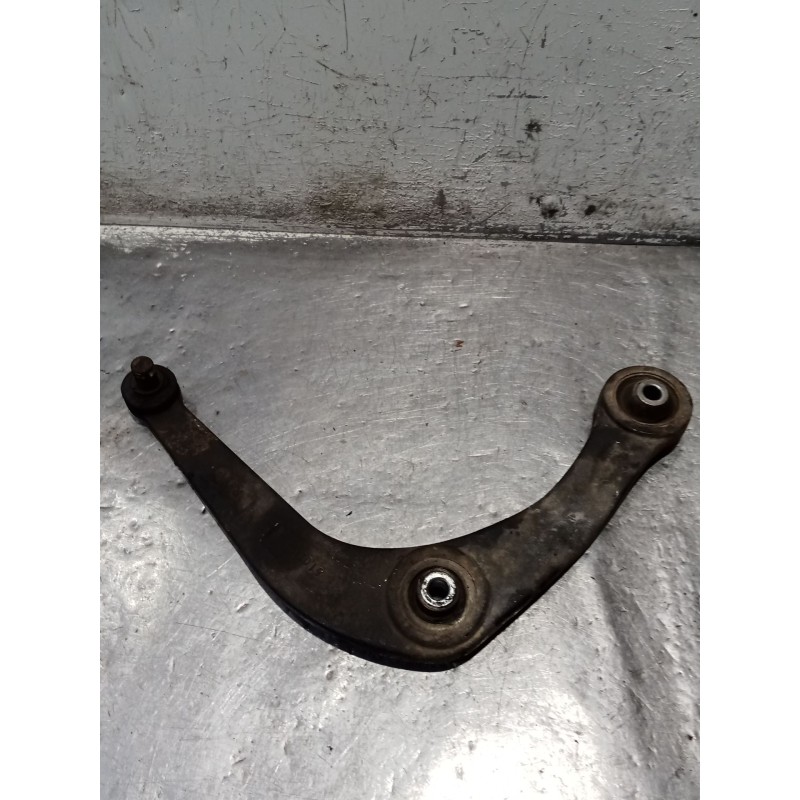 Recambio de brazo suspension inferior delantero derecho para peugeot 206 hatchback (2a/c) 2.0 hdi 90 referencia OEM IAM   
