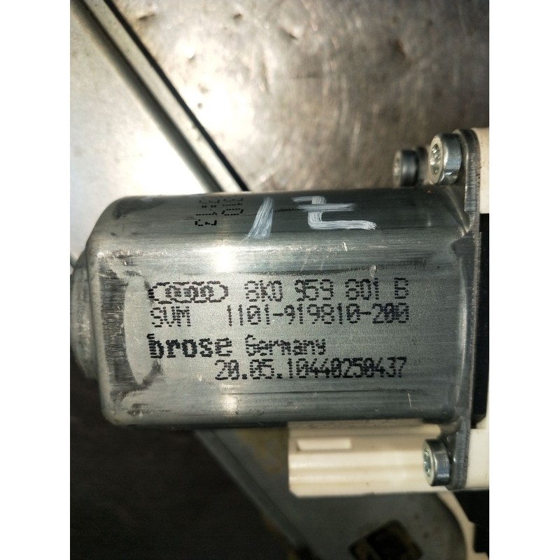 Recambio de elevalunas delantero izquierdo para audi q5 (8rb) 3.0 tdi quattro referencia OEM IAM 8K0959801B 5P 