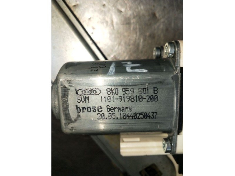 Recambio de elevalunas delantero izquierdo para audi q5 (8rb) 3.0 tdi quattro referencia OEM IAM 8K0959801B 5P 