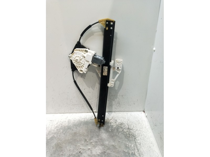Recambio de elevalunas trasero derecho para audi q5 (8rb) 3.0 tdi quattro referencia OEM IAM 8R0839462D 5P 