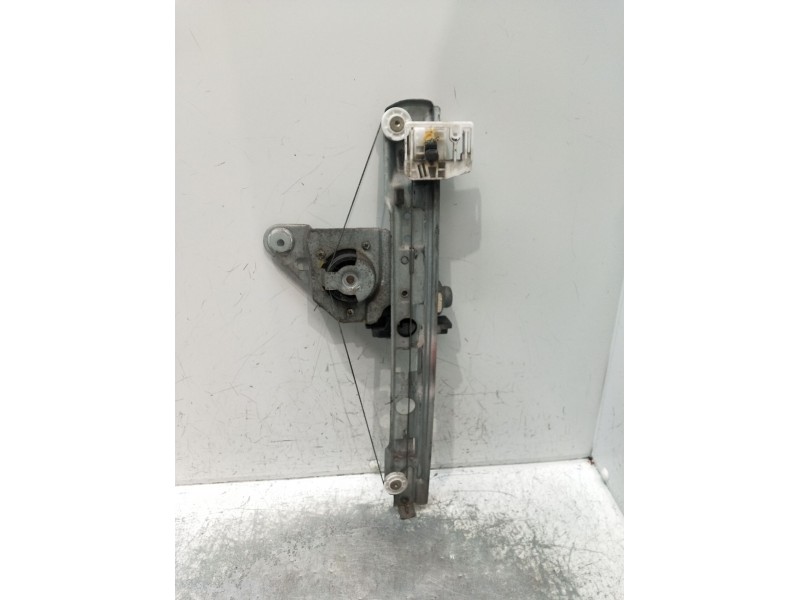 Recambio de elevalunas trasero izquierdo para renault megane ii (bm0/1_, cm0/1_) 1.5 dci (bm1e, cm1e) referencia OEM IAM  5P 