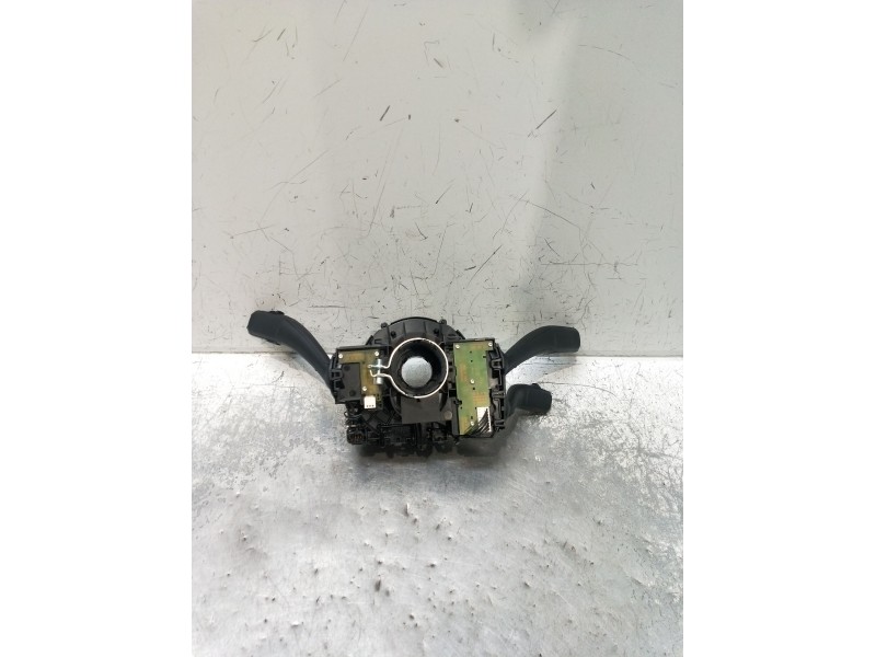 Recambio de mando luces para audi q5 (8rb) 3.0 tdi quattro referencia OEM IAM 8K0953568G 30SLK0440373118 90315JEL000C0