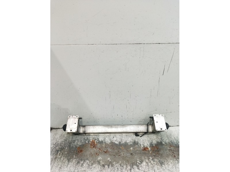 Recambio de refuerzo paragolpes delantero para audi q5 (8rb) 3.0 tdi quattro referencia OEM IAM   