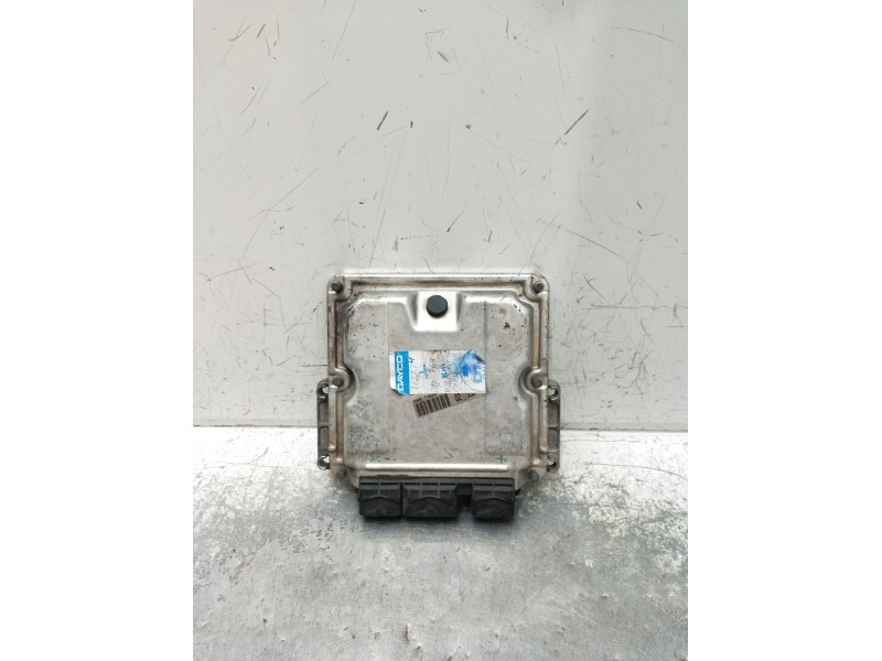 Recambio de centralita motor uce para peugeot 206 hatchback (2a/c) 2.0 hdi 90 referencia OEM IAM 0281011525 9651256880 964093868