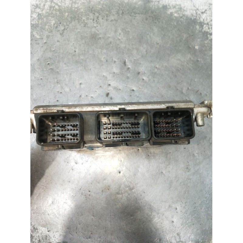 Recambio de centralita motor uce para peugeot 206 hatchback (2a/c) 2.0 hdi 90 referencia OEM IAM 0281011525 9651256880 964093868