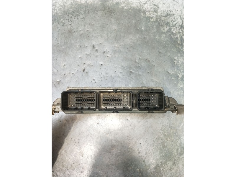 Recambio de centralita motor uce para renault megane ii (bm0/1_, cm0/1_) 1.5 dci (bm1e, cm1e) referencia OEM IAM 8200659536 8200