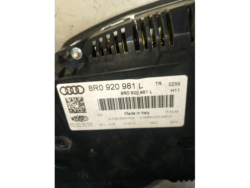 Recambio de cuadro instrumentos para audi q5 (8rb) 3.0 tdi quattro referencia OEM IAM 8R0920981L MARCA EN MILLAS 