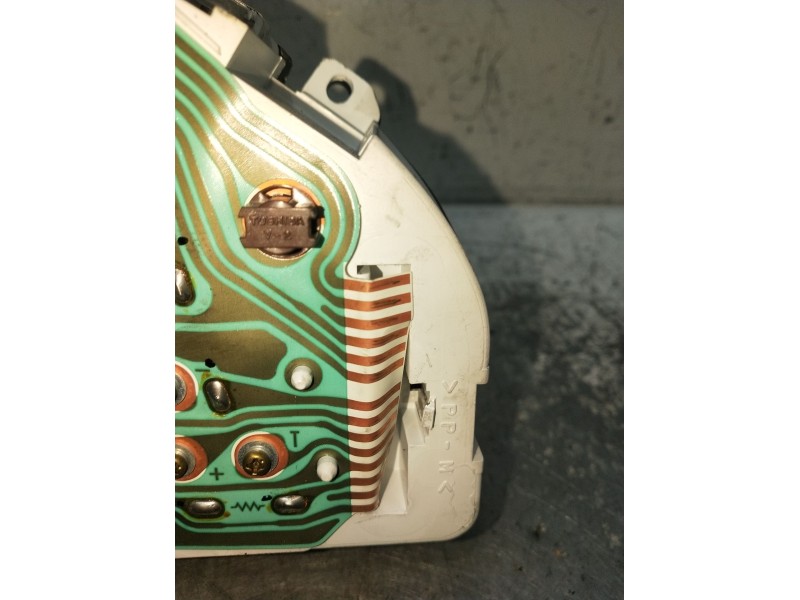 Recambio de cuadro instrumentos para ford probe 24v referencia OEM IAM 0600000602138  