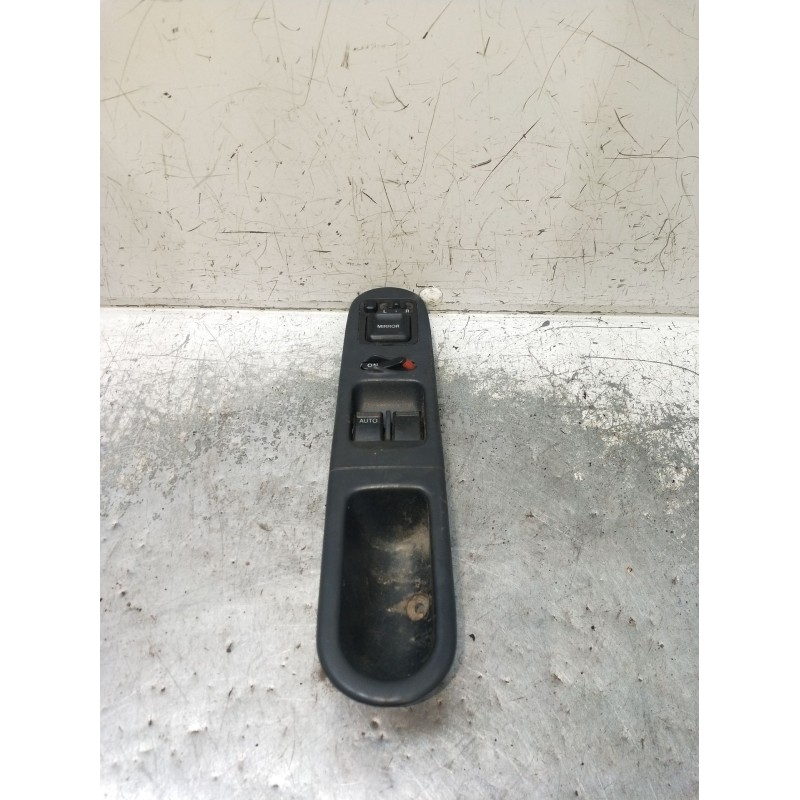 Recambio de mando elevalunas delantero izquierdo para honda hr-v (gh) vtec top 4wd (3-ptas.) referencia OEM IAM  3P 