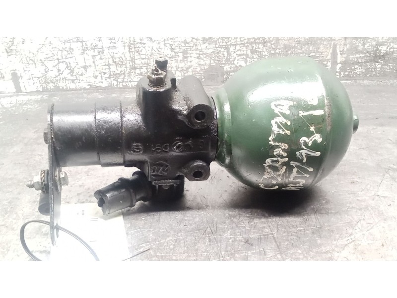 Recambio de acumulador central amortiguacion para citroën xantia berlina 1.6 armonia referencia OEM IAM 588684  