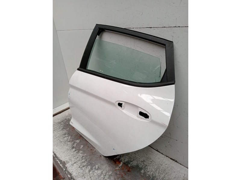 Recambio de puerta trasera izquierda para ford fiesta (ce1) trend referencia OEM IAM  17 
