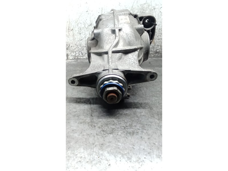 Recambio de diferencial trasero para bmw serie 5 lim. (f10) 520d referencia OEM IAM 758444408 33117573319 R= 3.23