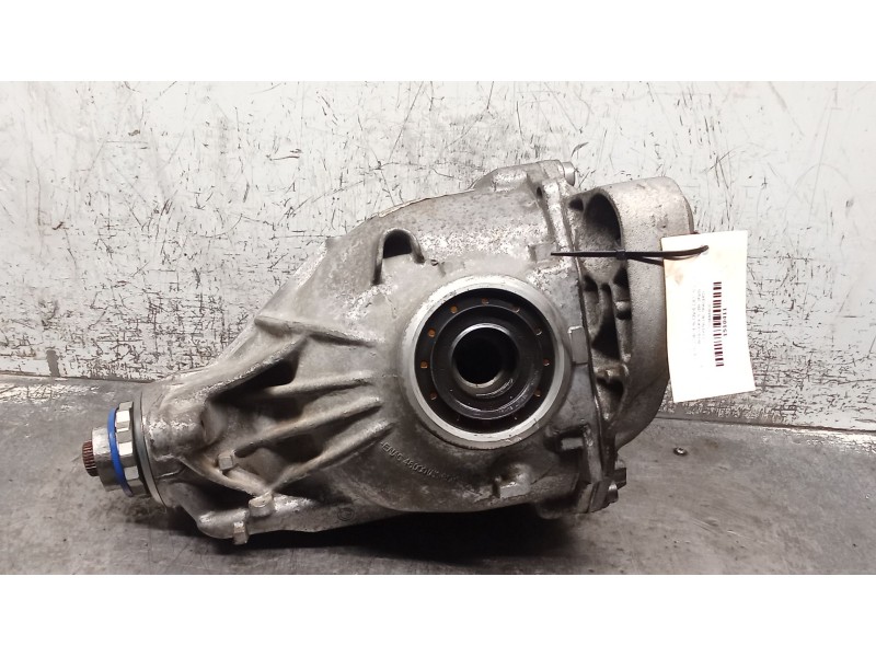 Recambio de diferencial trasero para bmw serie 5 lim. (f10) 520d referencia OEM IAM 758444408 33117573319 R= 3.23
