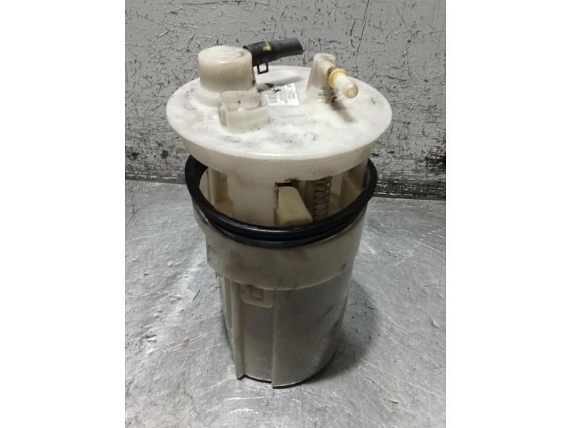 Recambio de bomba combustible para kia picanto 1.1 ex referencia OEM IAM 3111007000  