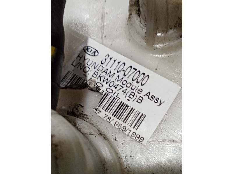 Recambio de bomba combustible para kia picanto 1.1 ex referencia OEM IAM 3111007000  