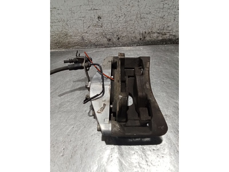 Recambio de pinza freno delantera izquierda para audi a6 berlina (4f2) 3.0 tdi quattro (165kw) referencia OEM IAM   