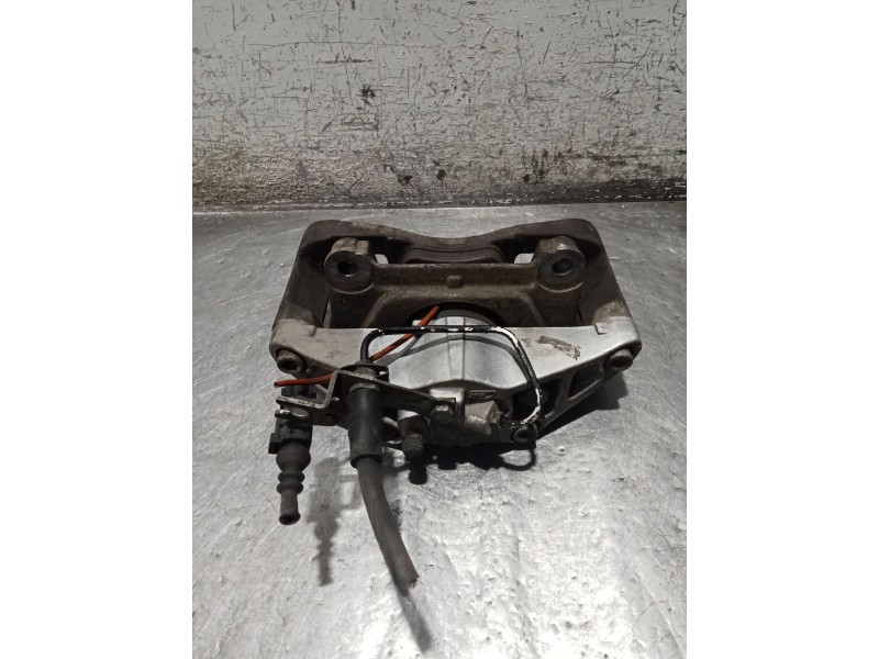Recambio de pinza freno delantera izquierda para audi a6 berlina (4f2) 3.0 tdi quattro (165kw) referencia OEM IAM   