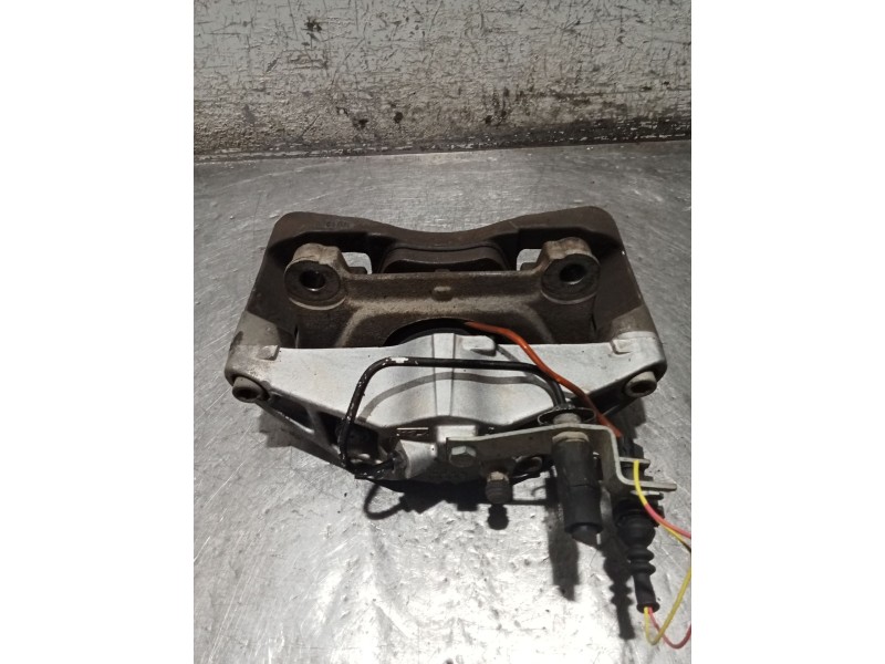 Recambio de pinza freno delantera derecha para audi a6 berlina (4f2) 3.0 tdi quattro (165kw) referencia OEM IAM   