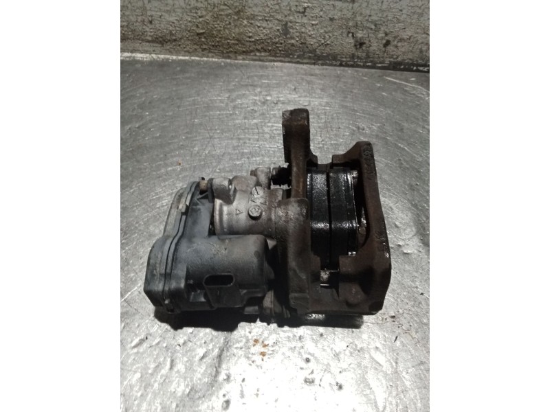 Recambio de pinza freno trasera derecha para mercedes-benz cla shooting brake (x117) cla 200 cdi / d (117.908) referencia OEM IA