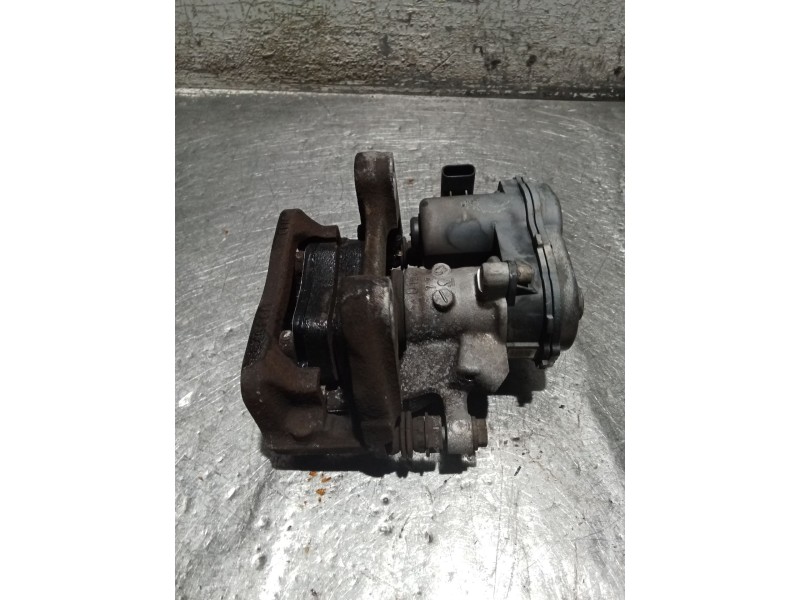 Recambio de pinza freno trasera derecha para mercedes-benz cla shooting brake (x117) cla 200 cdi / d (117.908) referencia OEM IA