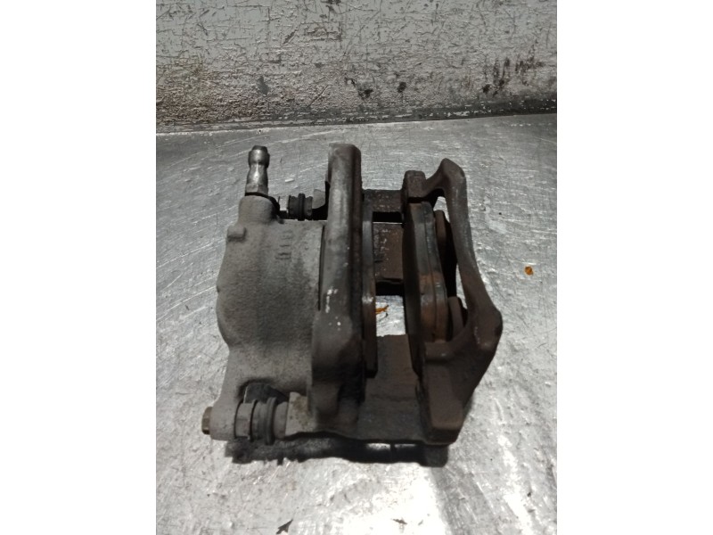 Recambio de pinza freno delantera derecha para mercedes-benz cla shooting brake (x117) cla 200 cdi / d (117.908) referencia OEM 
