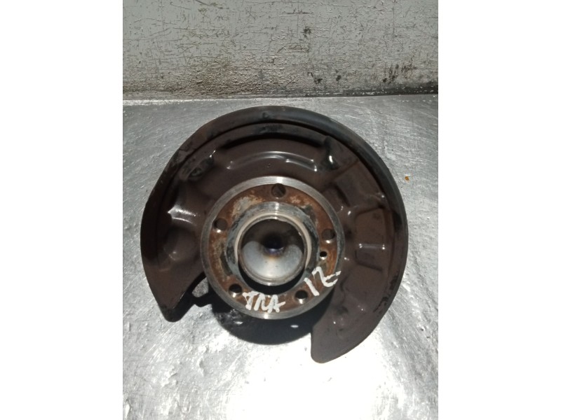 Recambio de mangueta trasera izquierda para mercedes-benz cla shooting brake (x117) cla 200 cdi / d (117.908) referencia OEM IAM