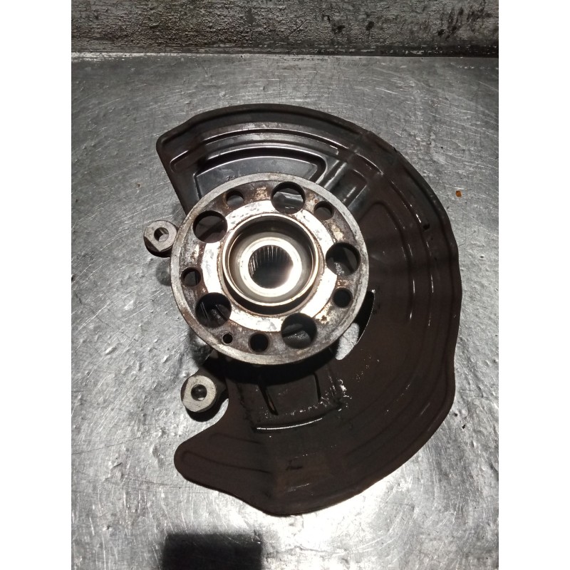 Recambio de mangueta delantera izquierda para mercedes-benz cla shooting brake (x117) cla 200 cdi / d (117.908) referencia OEM I