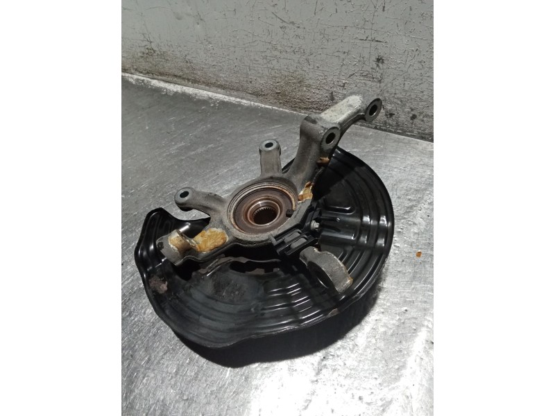 Recambio de mangueta delantera derecha para mercedes-benz cla shooting brake (x117) cla 200 cdi / d (117.908) referencia OEM IAM