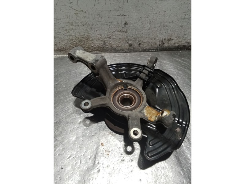 Recambio de mangueta delantera derecha para mercedes-benz cla shooting brake (x117) cla 200 cdi / d (117.908) referencia OEM IAM