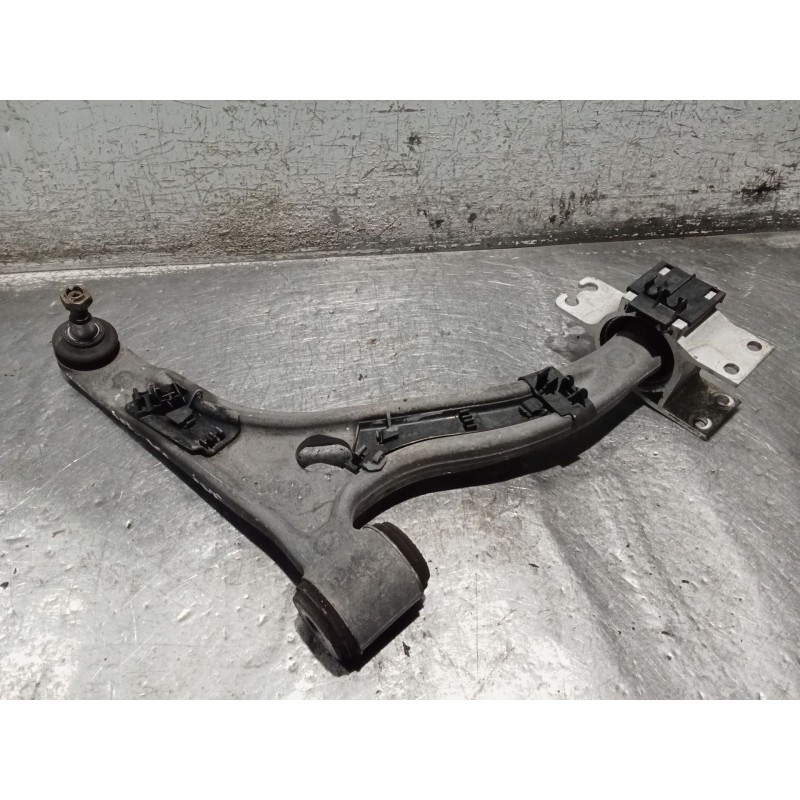 Recambio de brazo suspension inferior delantero derecho para mercedes-benz cla shooting brake (x117) cla 200 cdi / d (117.908) r