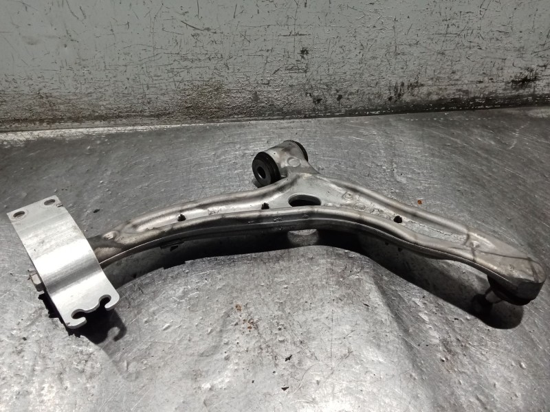Recambio de brazo suspension inferior delantero izquierdo para mercedes-benz cla shooting brake (x117) cla 200 cdi / d (117.908)