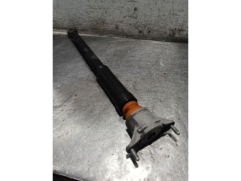 Recambio de amortiguador trasero derecho para mercedes-benz cla shooting brake (x117) cla 200 cdi / d (117.908) referencia OEM I