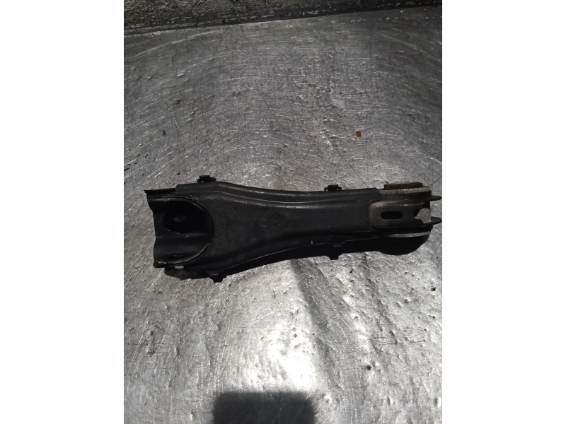 Recambio de brazo suspension inferior trasero derecho para mercedes-benz cla shooting brake (x117) cla 200 cdi / d (117.908) ref