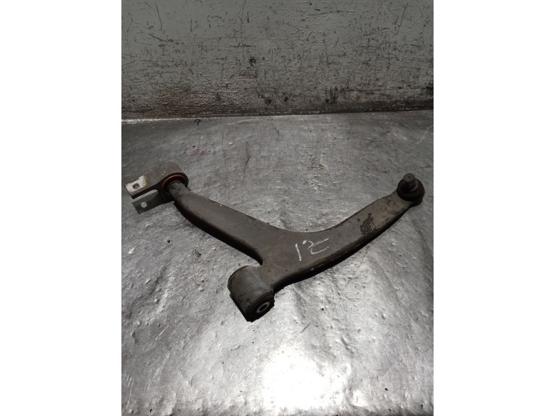 Recambio de brazo suspension inferior delantero izquierdo para citroën xsara picasso referencia OEM IAM   